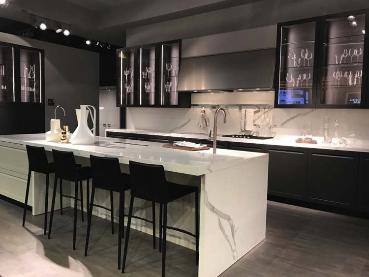 Black and White kitchen designed in accordance to Feng Shui.