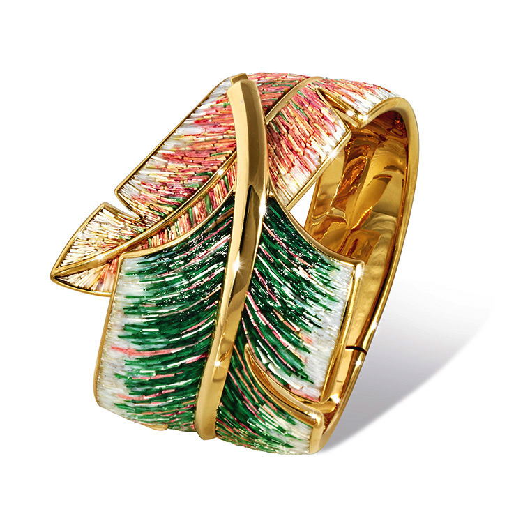 Micro mosaic bracelet in yellow gold Designed by Roger Thomas.