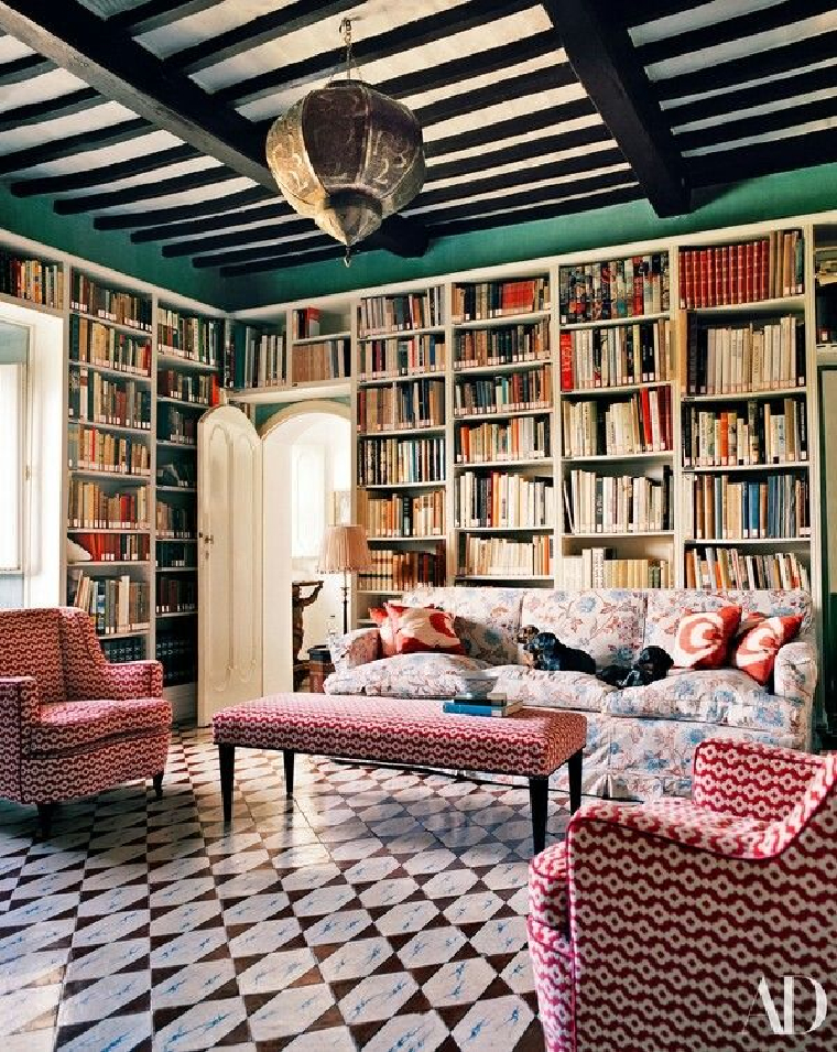 Maximalist Interior design living room