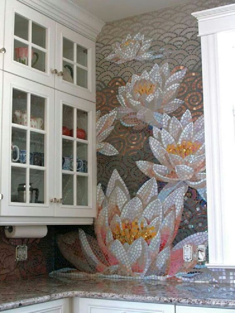 Gorgeous floral Kitchen mosaic backsplash.
