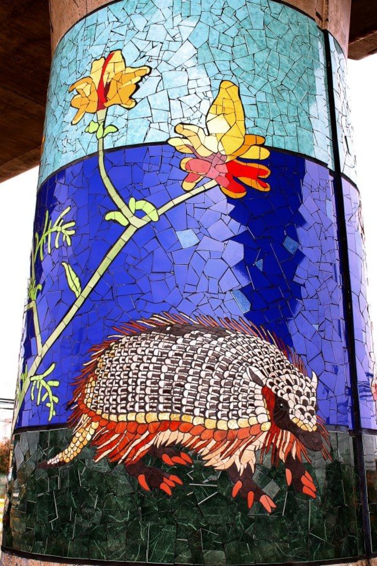 Armadillo pillar by Isidora Paz Lopez