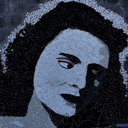 Gorgeous Mosaic portrait of Amalia queen of Fado by Mosaics Lab