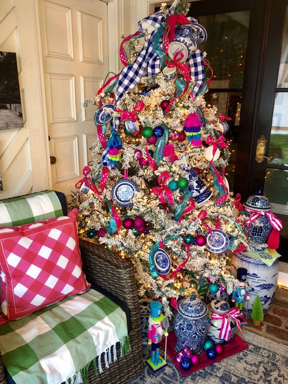 Colorful Christmas Interiors. Interior inspiration by Mosaics Lab