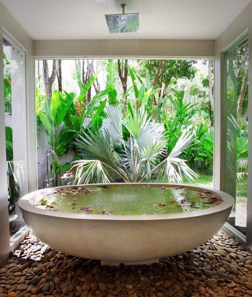 Beautiful Bathroom Artwork and Design. 