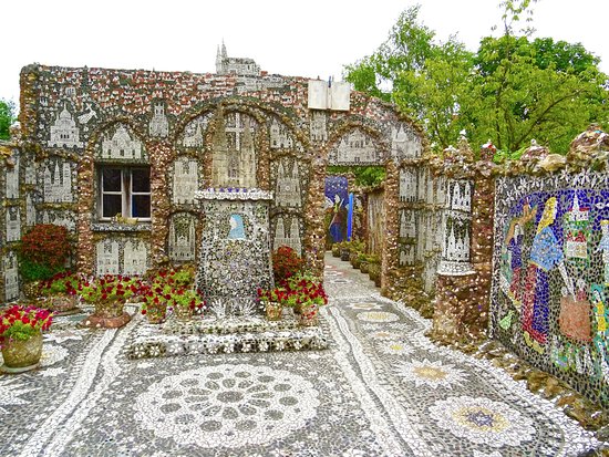 La Maison Piccassiette by Raymonde Isidore