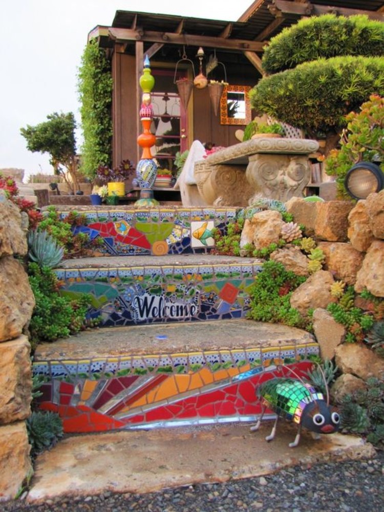Garden Mosaic Art inspiration by Mosaics Lab