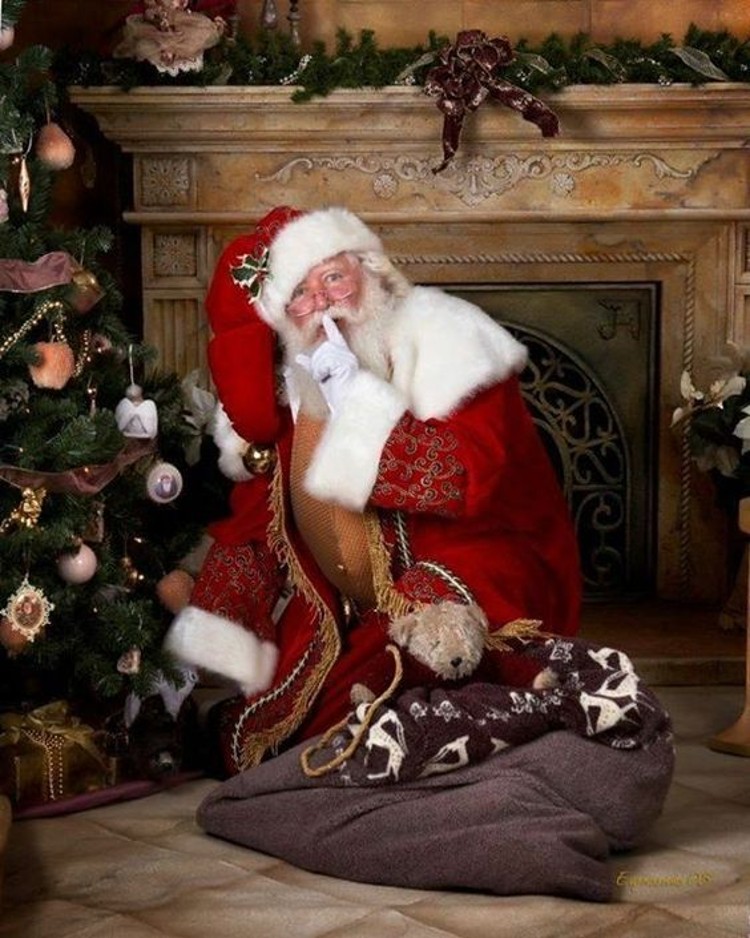 Holiday Promotion by Mosaics Lab