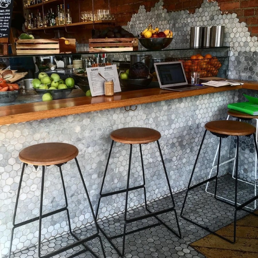 Bar Counter Top Decor Ideas Infoupdate bar-counter-top-decor-ideas-infoupdate