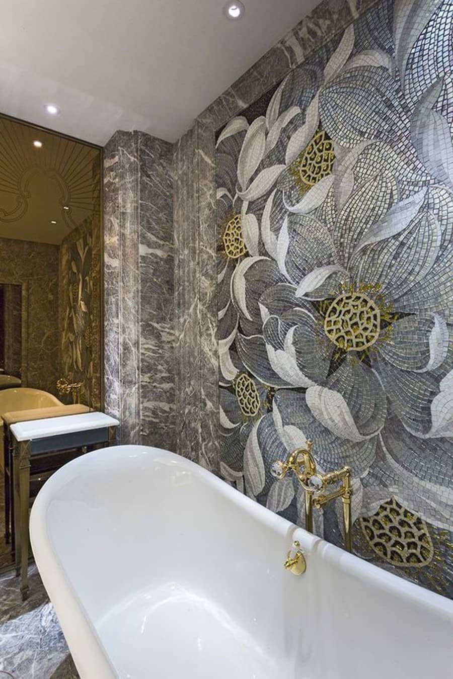 Bathroom mosaic backsplash. Glass_Mosaic_Mural - Mosaic_Mural_Artwork - Mosaic_Mural_Design
