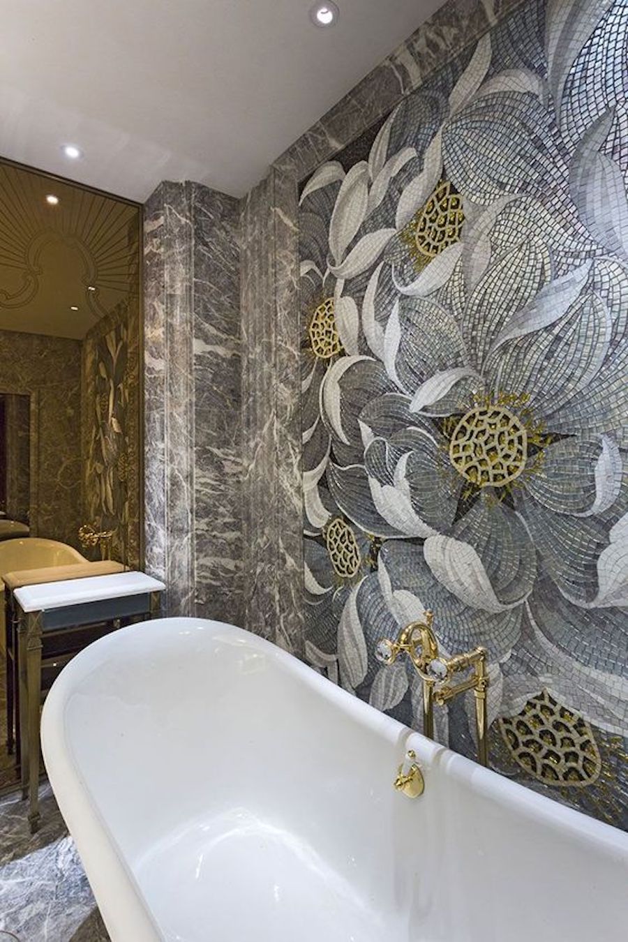 Bathroom_Mosaic_Artworks - Bathroom_Backsplash - Bathroom_Tiles
